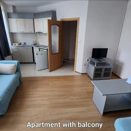 Nushev Hotel Sveti Vlas