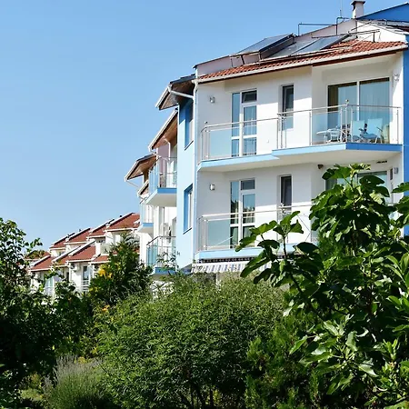 Hotel Nushev