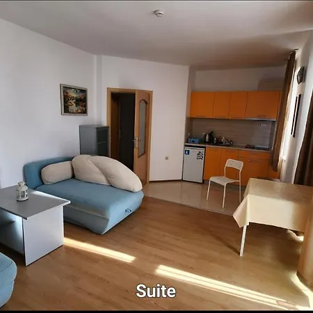 Nushev Hotel