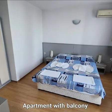 Nushev Hotel 2*